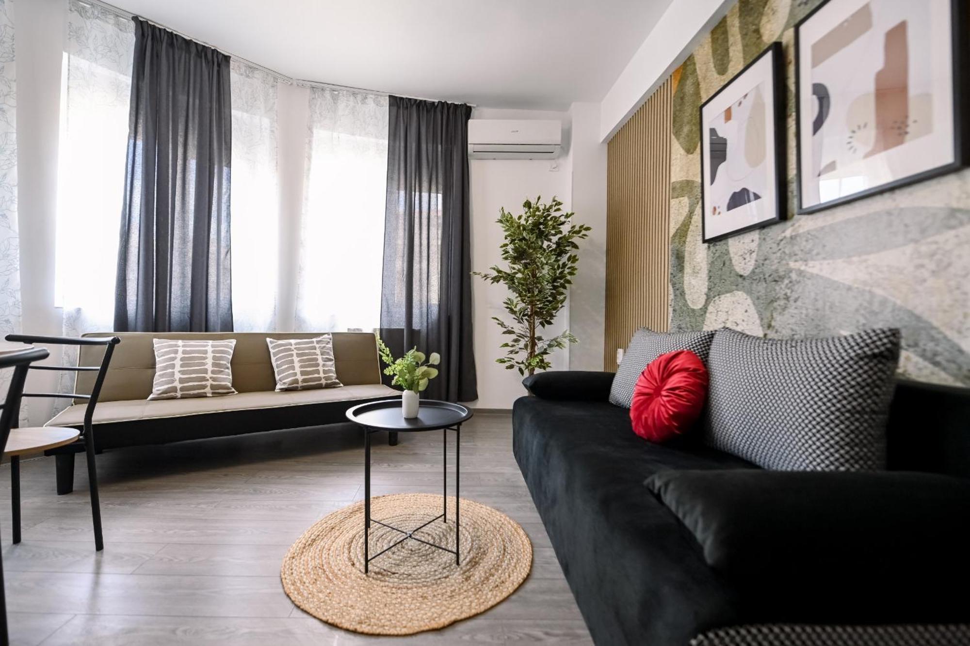 Old Town Charm - Modern & Comfortable Accommodation In The Heart Of The City Bucureşti Ngoại thất bức ảnh
